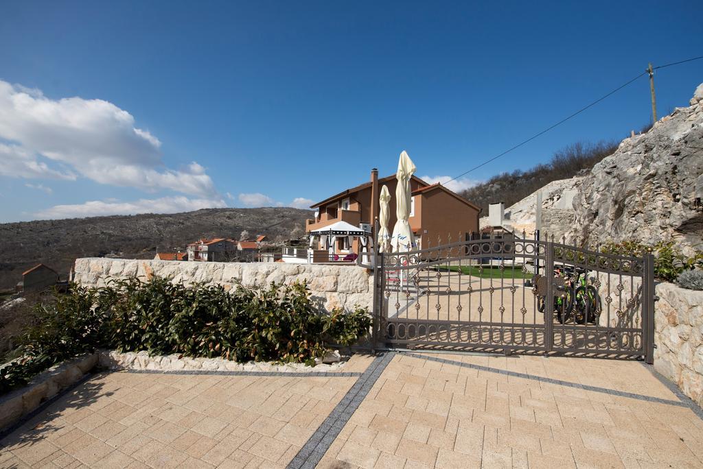 Villa Ivana Zagvozd Exterior photo